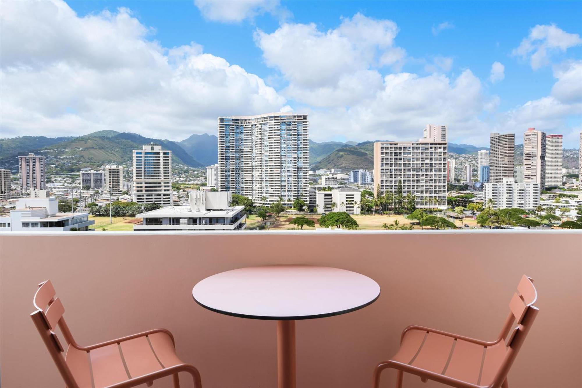 Hotel Romer Waikiki At The Ambassador
